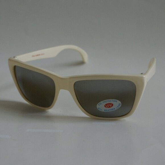 NWT TruVintage Racers Sports w/red frame all weather Amber glass lens Sunglasses - Picture 5 of 7